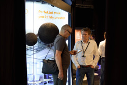 Jedním z cílů A@W je podporovat networking.