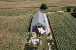 Architekti Ivankovi si v malé obci na Slovensku navrhli vlastní rodinný dům