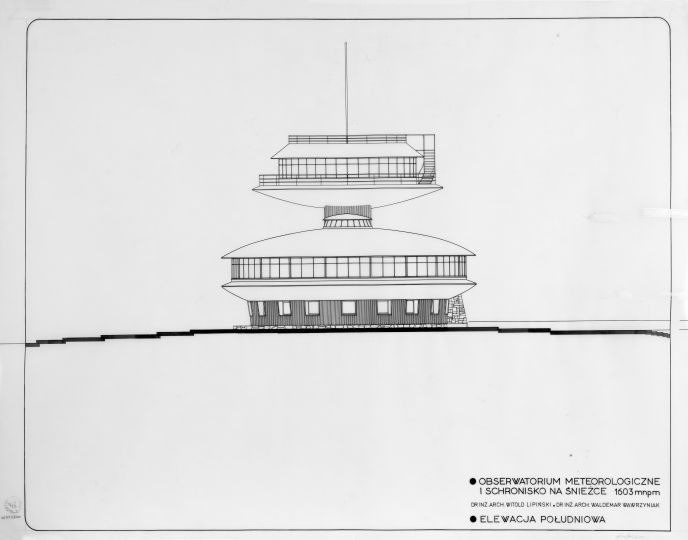 Vysokohorská meteorologická observatoř na Sněžce byla realizována podle návrhu Witolda Lipińského mezi lety 1968 a 1974.