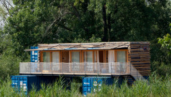 ARTIKUL architekti, ContainHotel - foto