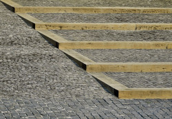 FAM Architekti, Revitalizace předprostoru Městského domu a Divadla J. Kašky – foto