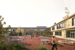 Vnitřní nádvoří (Nová škola LOŠBATES; SOA architekti)