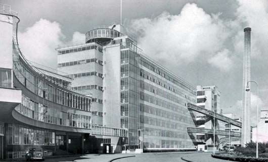 Obr. 5b: Van Nellefabriek, po dostavbě – foto