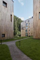 Aparthotel Sv. Vavřinec v Peci pod Sněžkou, ov-a/Jiří Opočenský, Štěpán Valouch