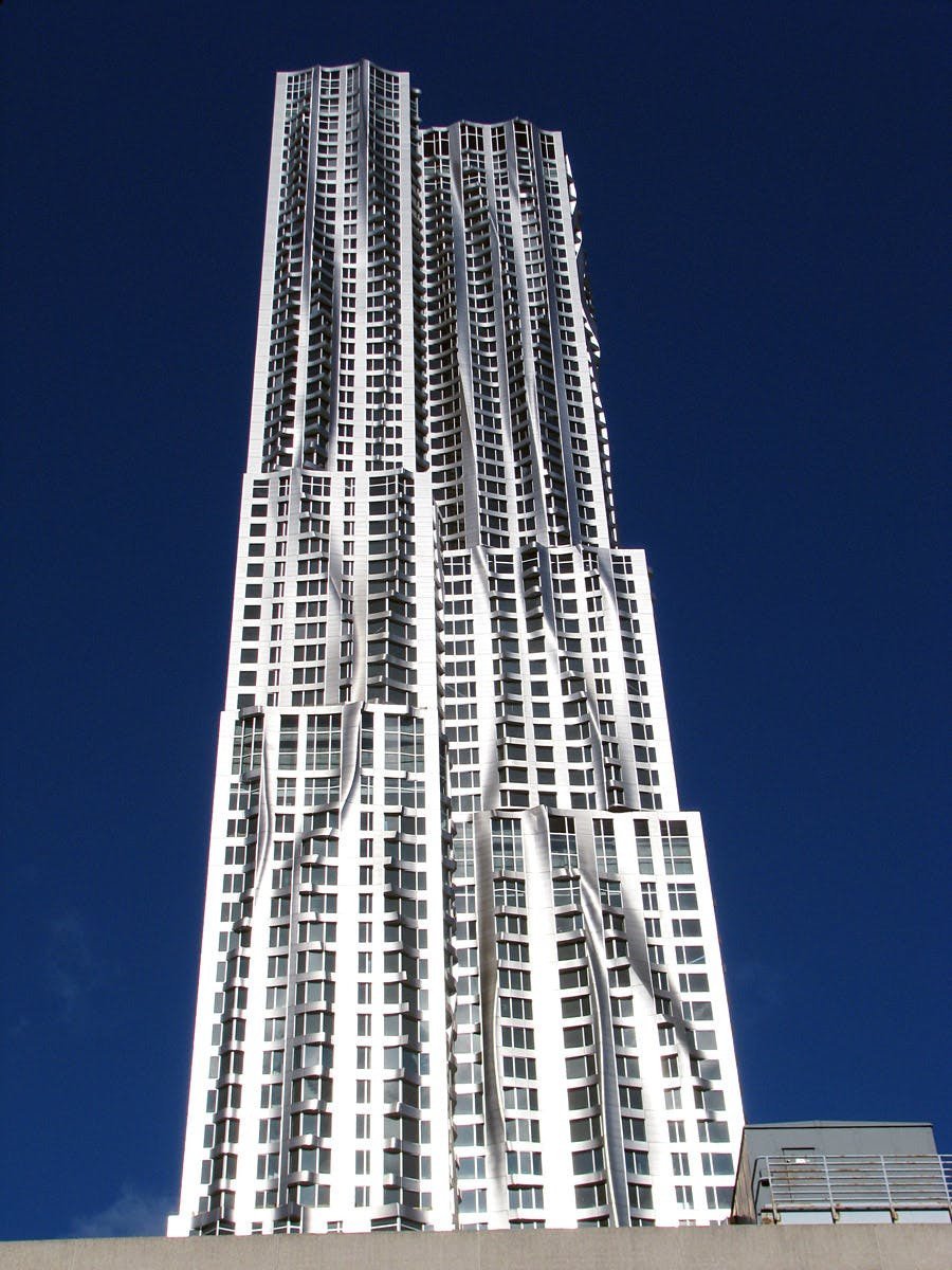 Mrakodrap 8 Spruce Street v New Yorku, dokončen 2010, Gehry Partners. zdroj: Gehry Partners