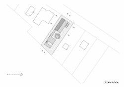 Dům před dvůr, situace, DDAANN