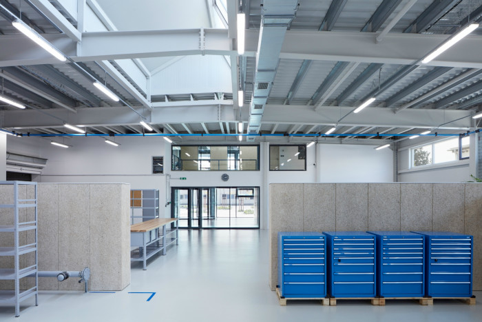 Výrobní a administrativní objekt firmy Pilana Karbid v Hulíně, Ellement architects