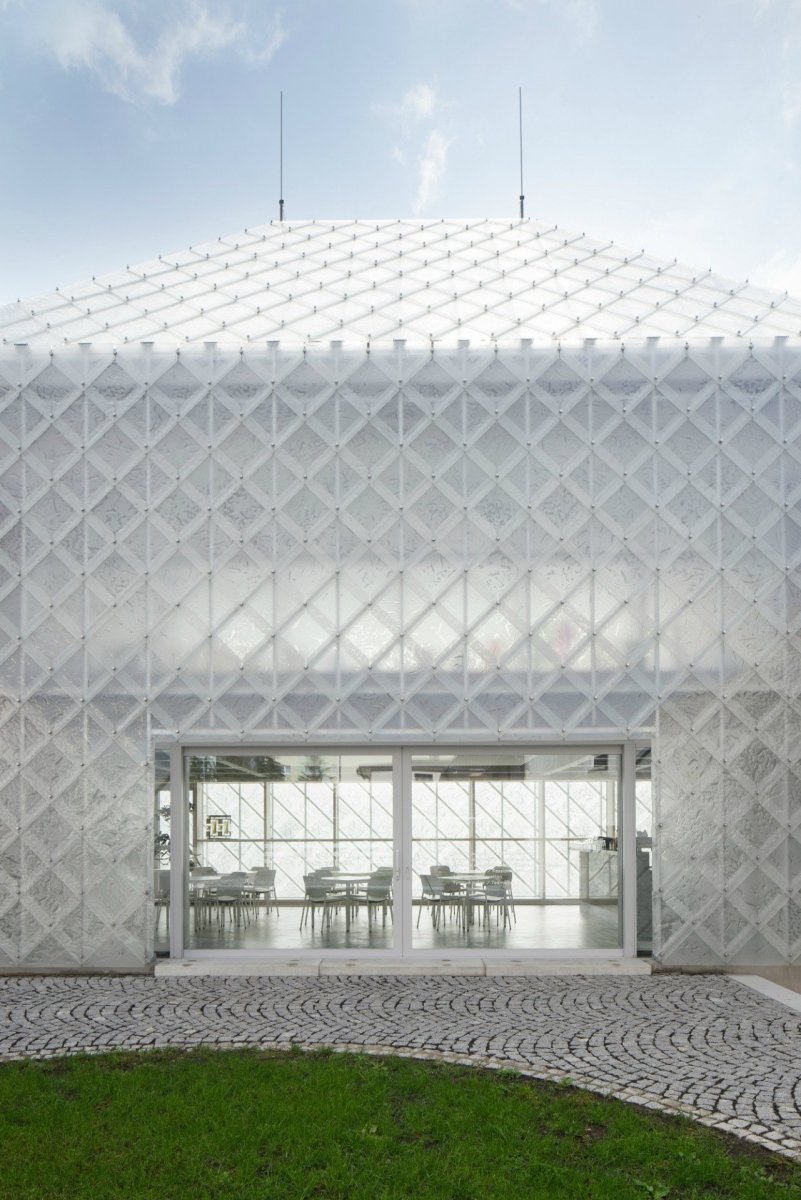 Sídlo firmy Lasvit, ov – a, ov architekti