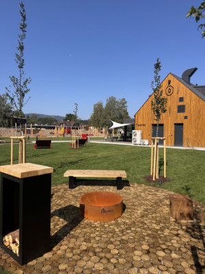 Kachlová kamna od K&K Poker - Kolem kamen  (Rodinný resort Na peci, Lipno)