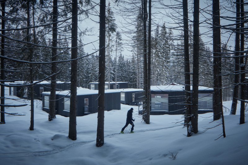 Sheltre pre hotel Bjornson, Ark-shelter / Michiel De Backer, Viktor Mikovčák, Martin Mikovčák
