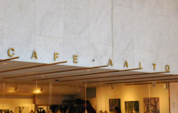 Akademické knihkupectví od Alvara Aalta