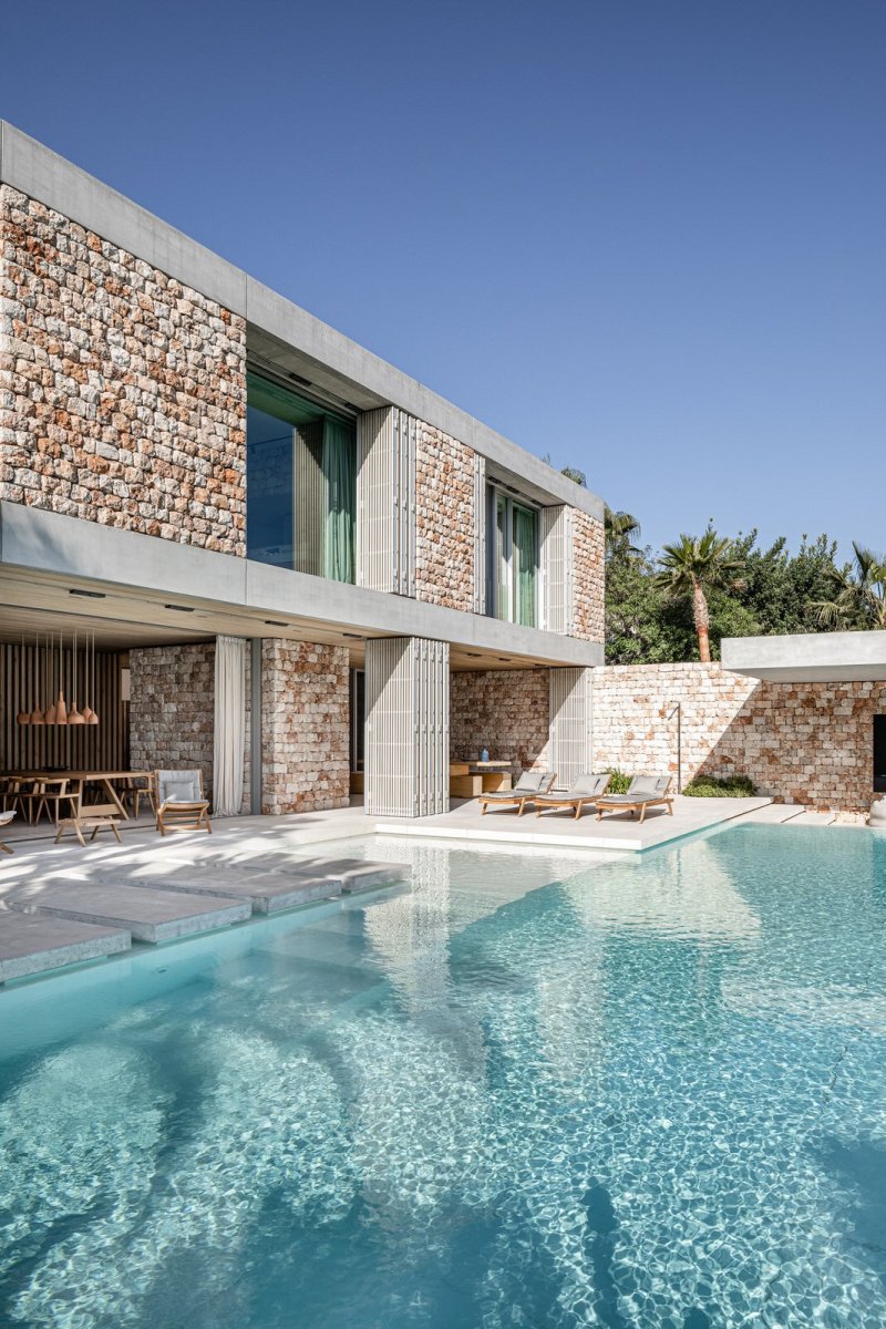 Villa na Mallorce od ateliéru Beef Architekti