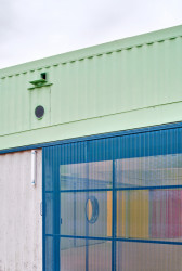 Educan Centrum od španělského studia Eeestudio