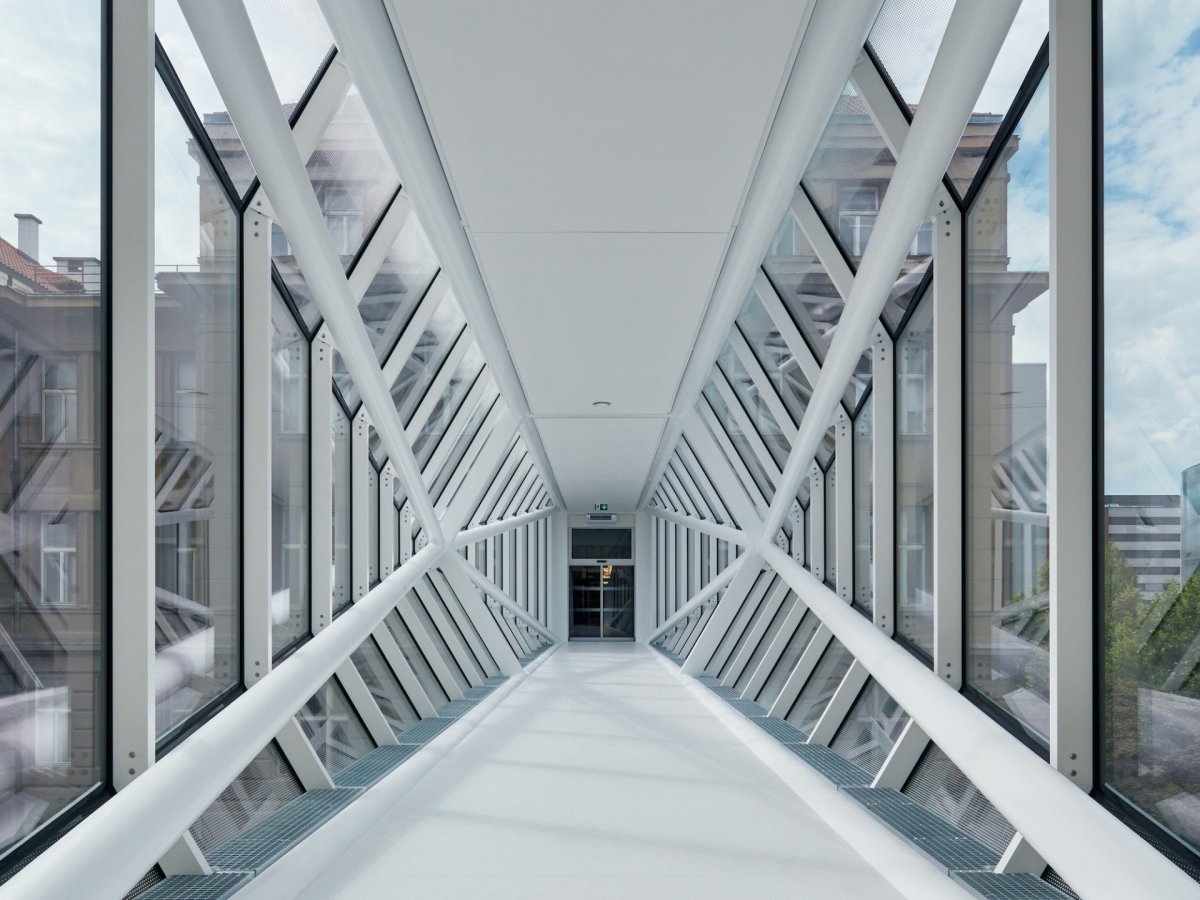 Spojovací lávky VŠCHT, Opočenský Valouch architekti