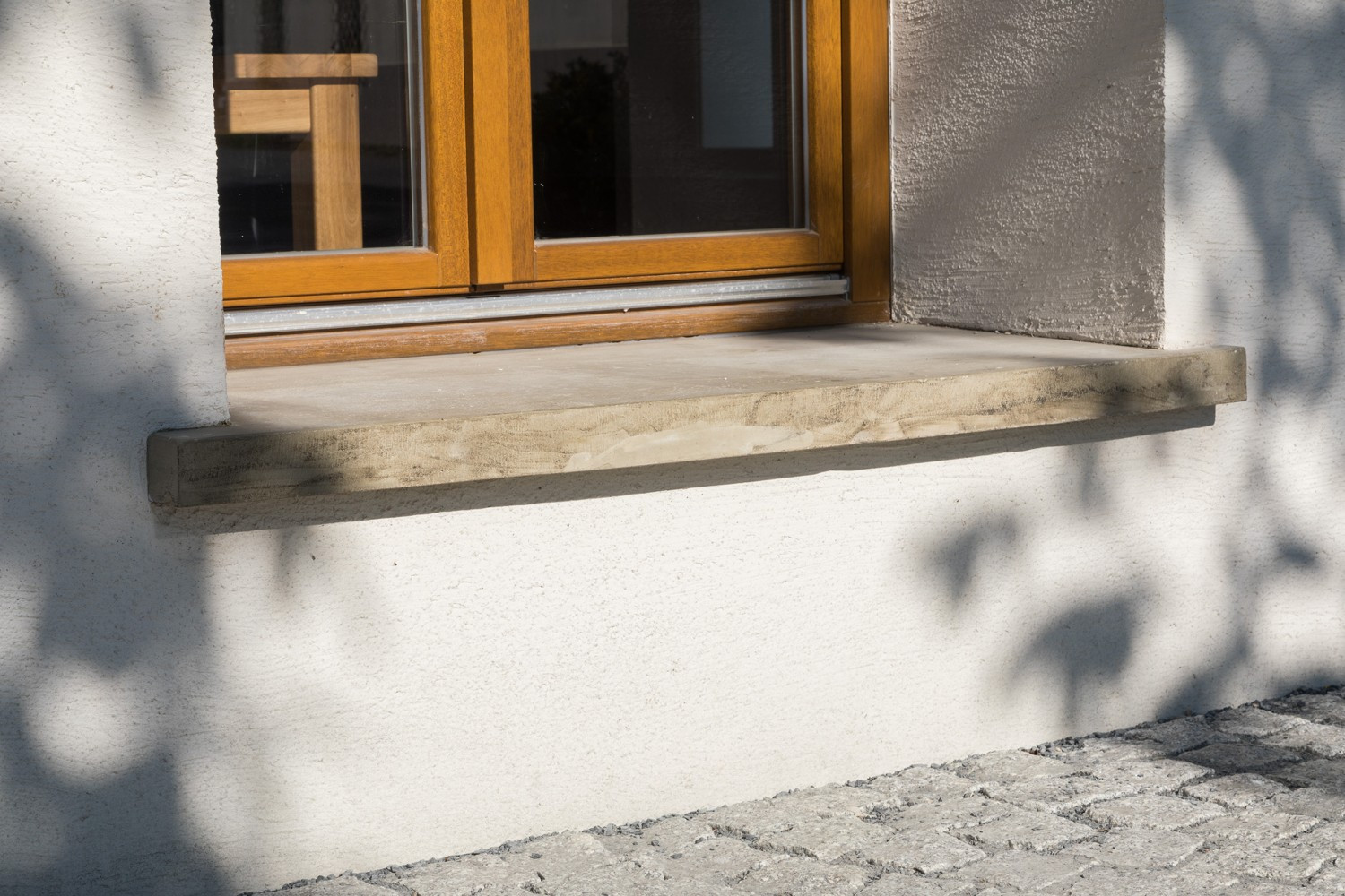 Rekonstrukce hospody se sálem v Máslovicích od bod architekti