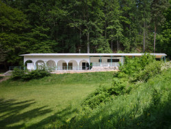 Zázemí Lesního koupaliště, Mjölk architekti, Marie Vondráková