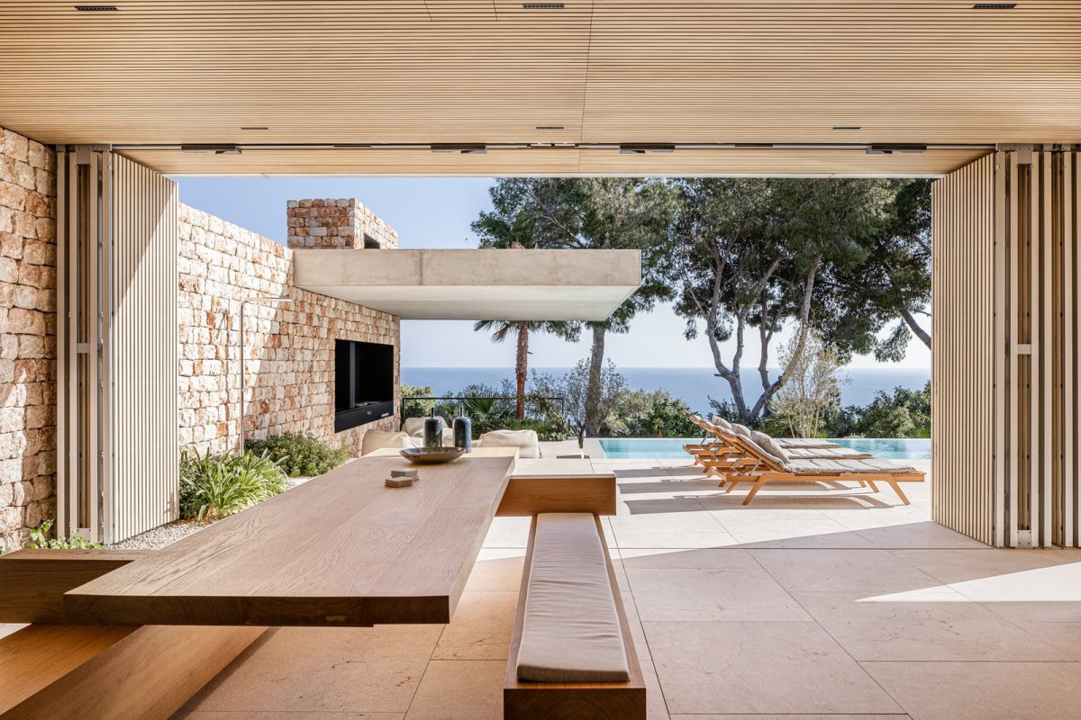 Villa na Mallorce od ateliéru Beef Architekti