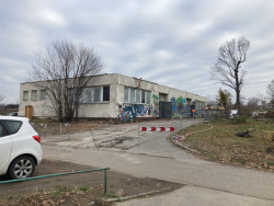 Nadace Proměny Karla Komárka vyhlašuje výzvu k obnově parku před Základní školou U Červených domků v Hodoníně