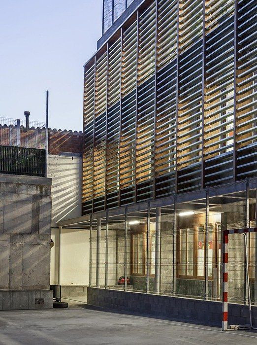 Škola v Barceloně od Harquitectes