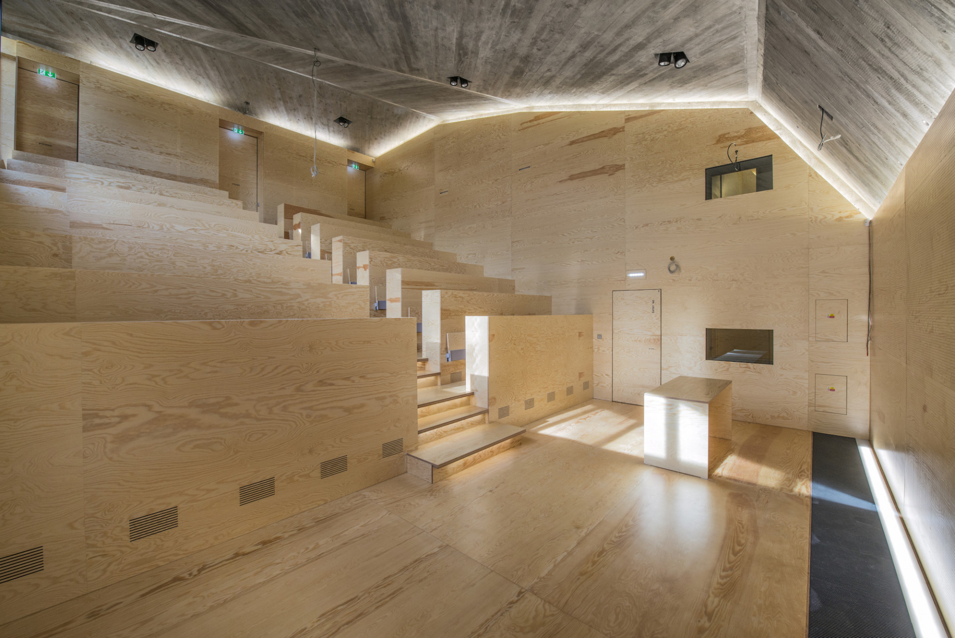 Krkonošské centrum environmentálního vzdělávání (KCEV), Petr Hájek architekti