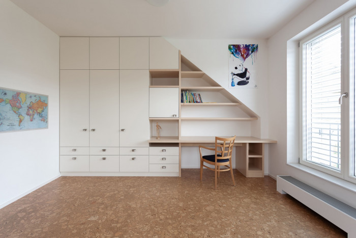 Rekonstrukce vily na Ořechovce v Praze, monom architekti