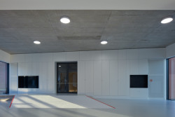 Sportovní hala v Novém Hrozenkově od studia Consequence Forma