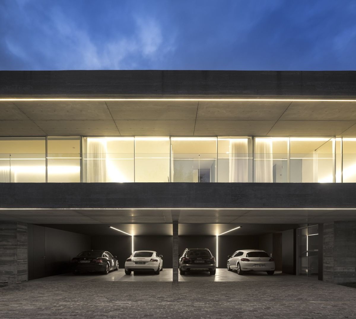 Sambade House, Spaceworkers