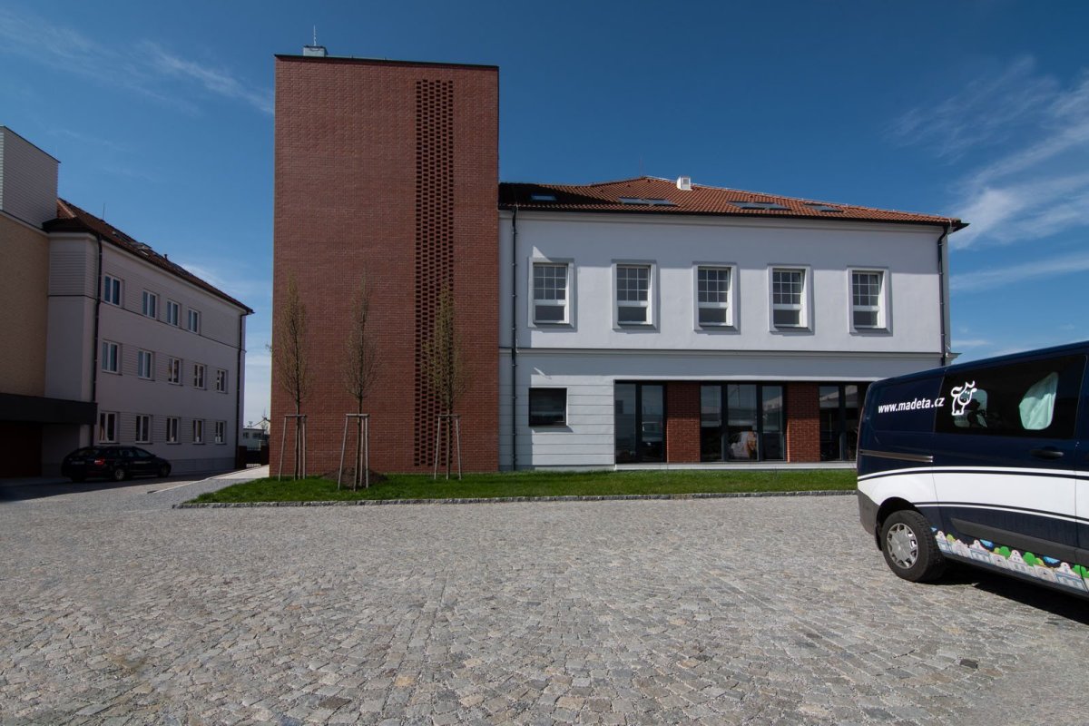 Akademie Madeta, +arch studio - foto