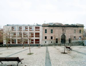 Dostavba kostela San Fernando v Madridu od José I. Linazasora