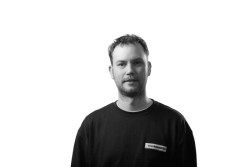 Architekt Matěj Hunal (Rakin Seafood Bar; NEUHÄUSL HUNAL David Neuhäusl, Matěj Hunal)