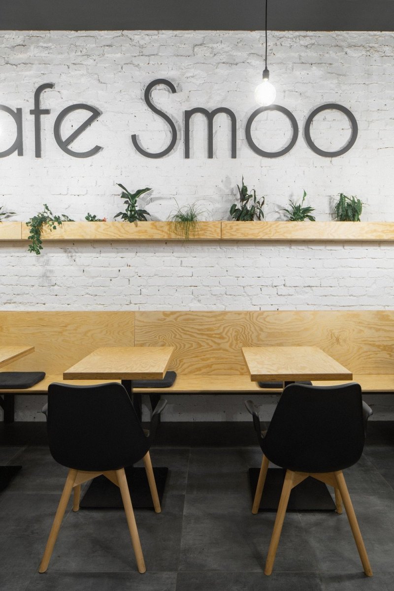 Interiér Cafe Smoo v Příbrami, Michael Karnet
