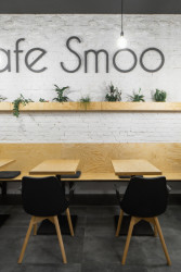 Interiér Cafe Smoo v Příbrami, Michael Karnet