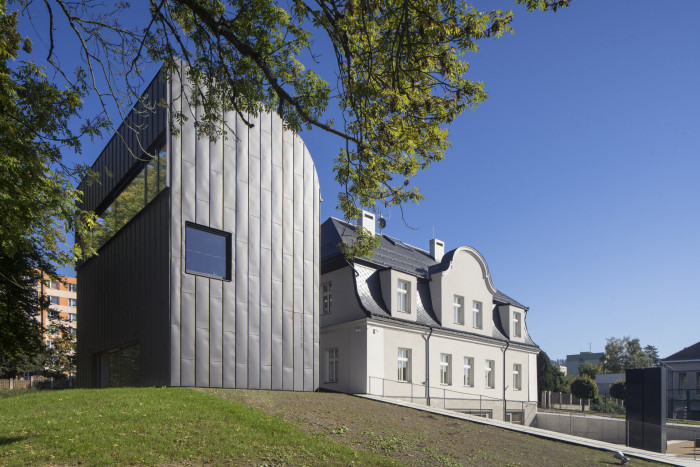 Spolkové centrum IGI Vratislavice od ateliéru Atakarchitekti