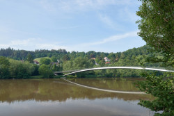 Architektonická soutěž na lávku přes Berounku v Hlásné Třebáni, 1. místo, Stráský, Hustý a partneři, s.r.o.