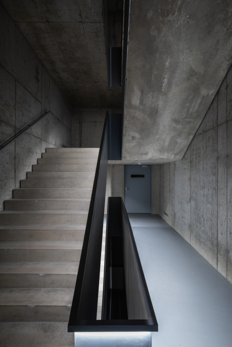 Přestavba menzy Koleje 17. listopadu na Fakultu humanitních studií UK v Praze od Kuba & Pilař architekti