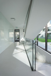 SCHINDLER SEKO ARCHITEKTI, Bytový soubor Triangle – foto