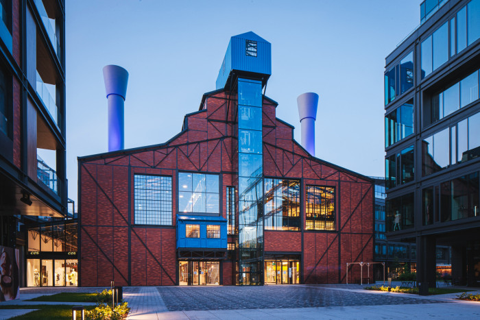 Revitalizace areálu varšavské elektrárny Powiśle architektonickým ateliérem APA Wojciechowski Architekci na živoucí městskou čtvrť