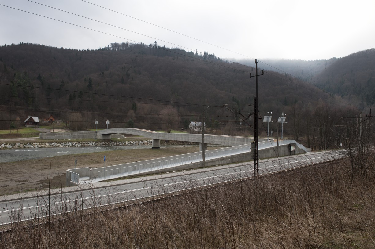 Pešia a cyklistická lávka SK_PL, zerozero
