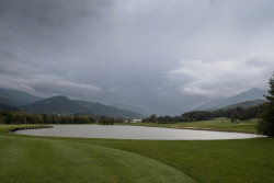 Zázemí údržby golfového rezortu v Ostravici pod Lysou horou od PAPOUSEK & SILHAN ARCHITECTS