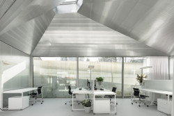 Centrum modulární architektury od ateliéru Chybík+Krištof Architects & Urban Designers