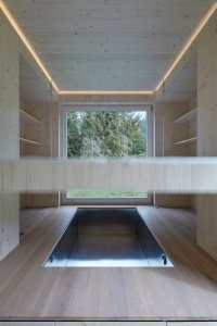 Ark-Shelter, Michiel De Backer, Martin Mikovčák