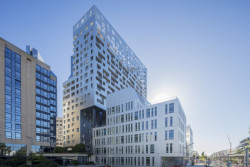 Louis Paillard, Skylight tower