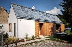 Jaro Krobot architekt, Drevodom v Lučatíne – foto