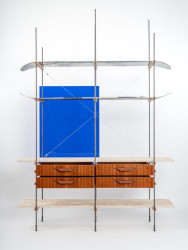 V modulárním nábytku Shelfium můžeme uplatnit staré šuplíky nebo snowboardové prkno, kterého se nehodláte vzdát.