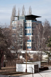 Pohled na administrativní vež objektu SAC před rekonstrukcí