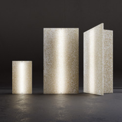 Off-Space, světelné objekty z recyklovaného plastu