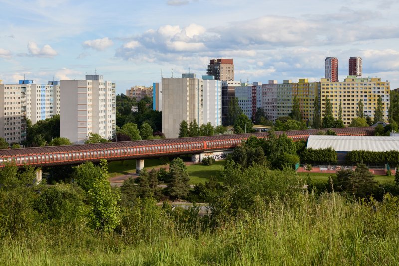 Mostní tubus metra B