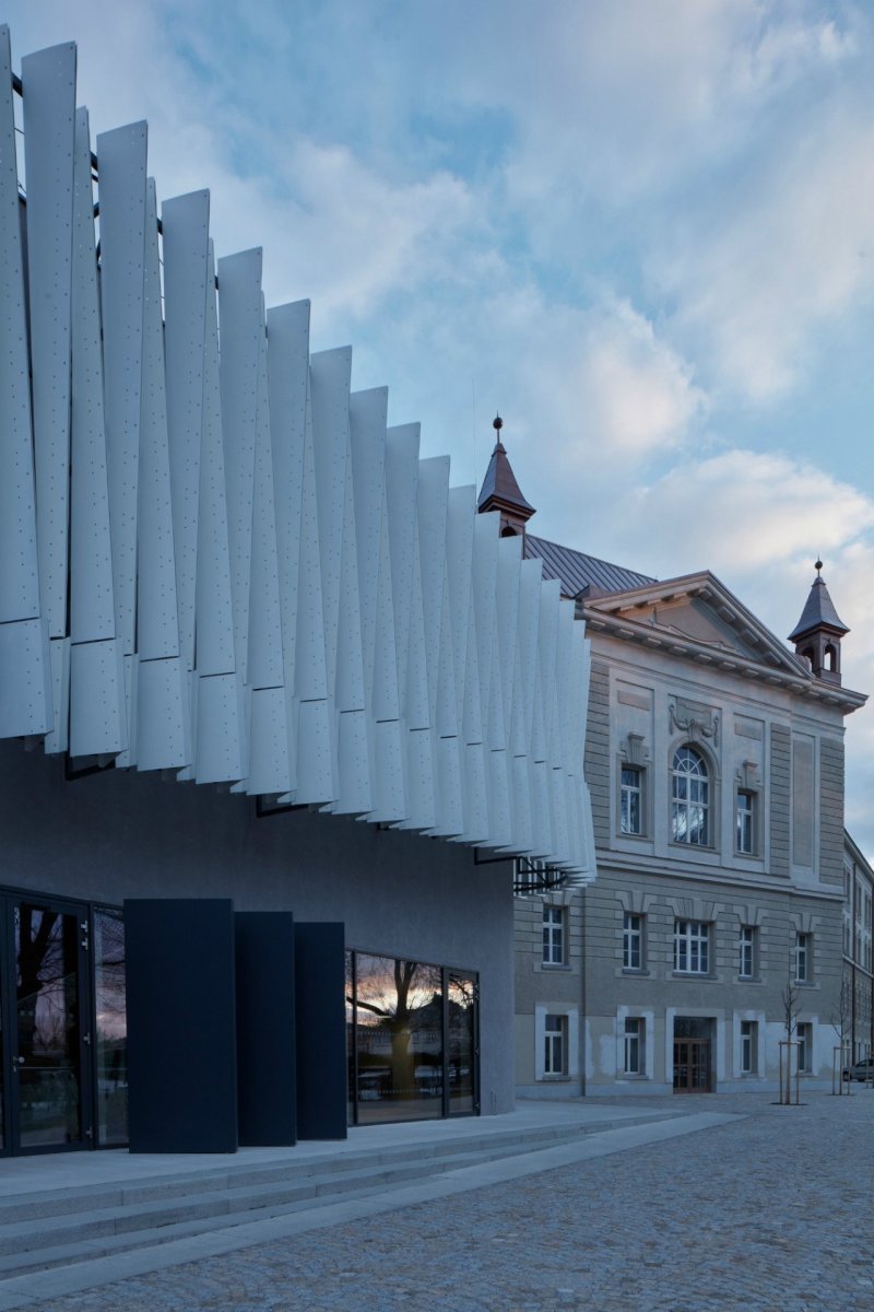Výukové centrum VŠPJ, Qarta Architektura