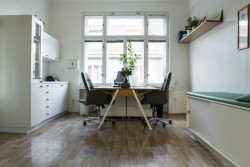 Studio Schwestern, Dětská ordinace v Revoluční – foto