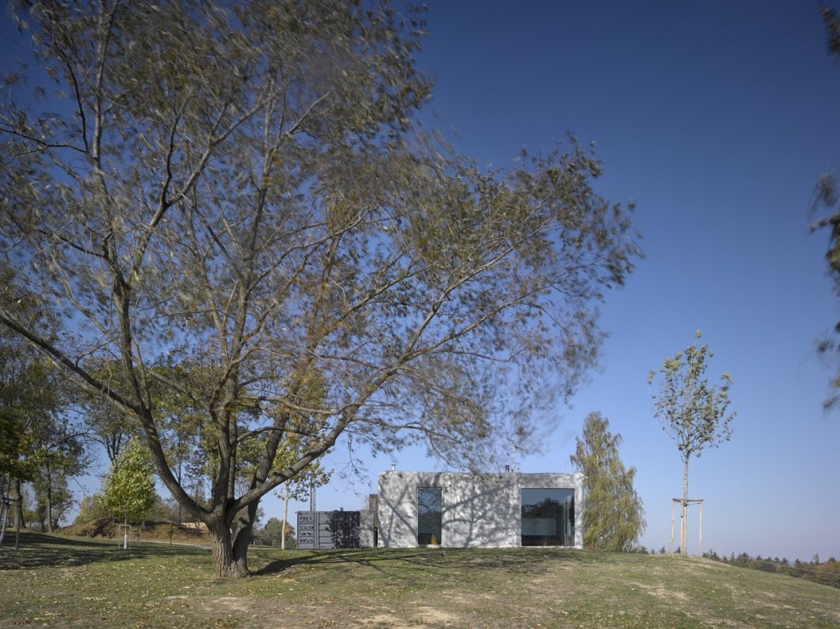 Re-Born - soubor rekreačních objektů z námořních kontejnerů, Nedvěd architekti
